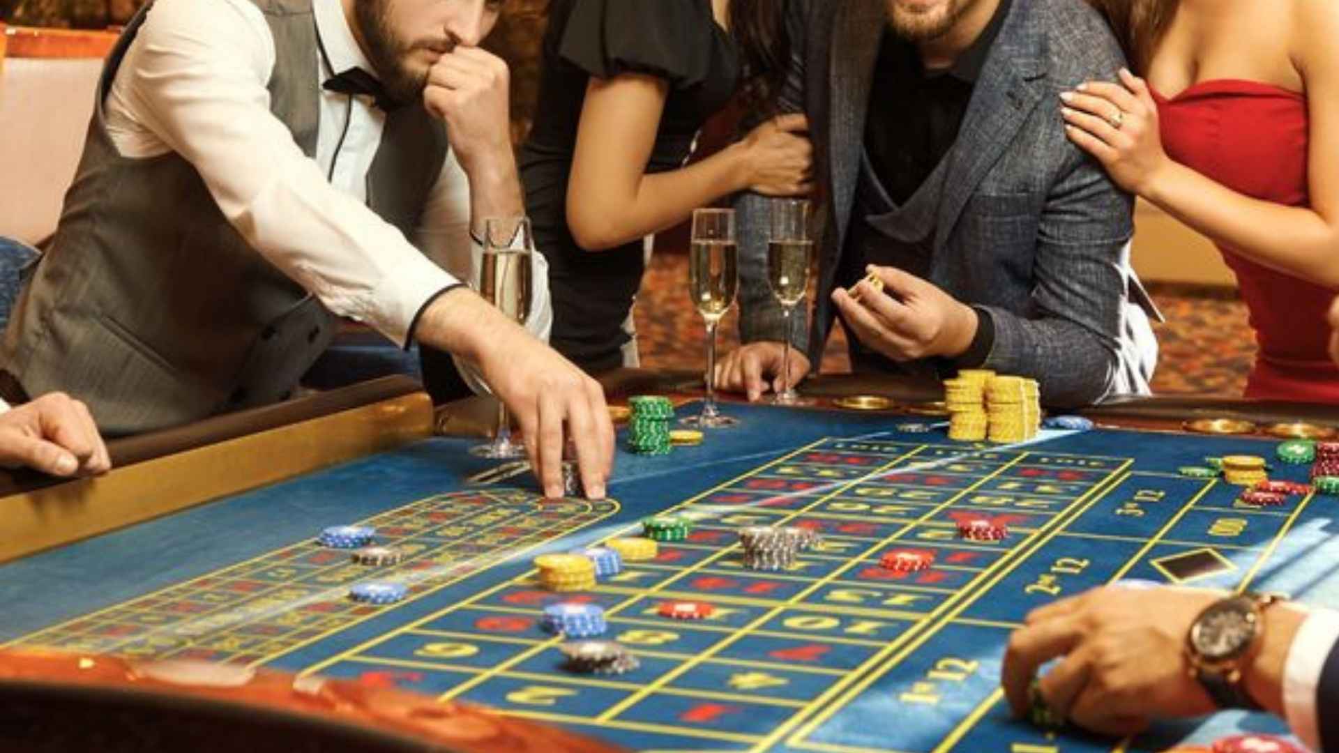 How Dominoes Brings People Together